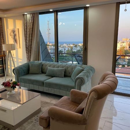 Elegant 2+1 Flat In The Heart Of Kyrenia + Wifi Διαμέρισμα Εξωτερικό φωτογραφία